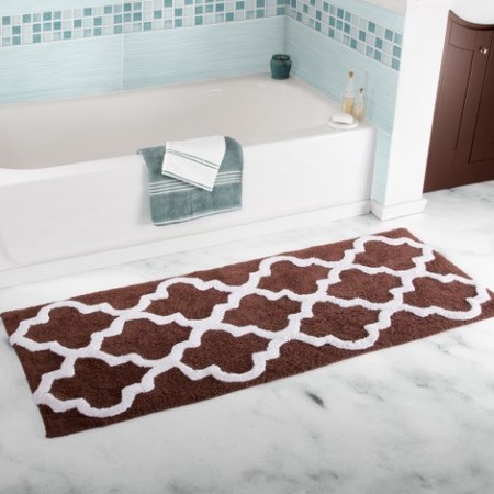 HASTINGS HOME Hastings Home 100 Percent Cotton Trellis Bathroom Mat- 24x60 inches - Chocolate 618368VUY